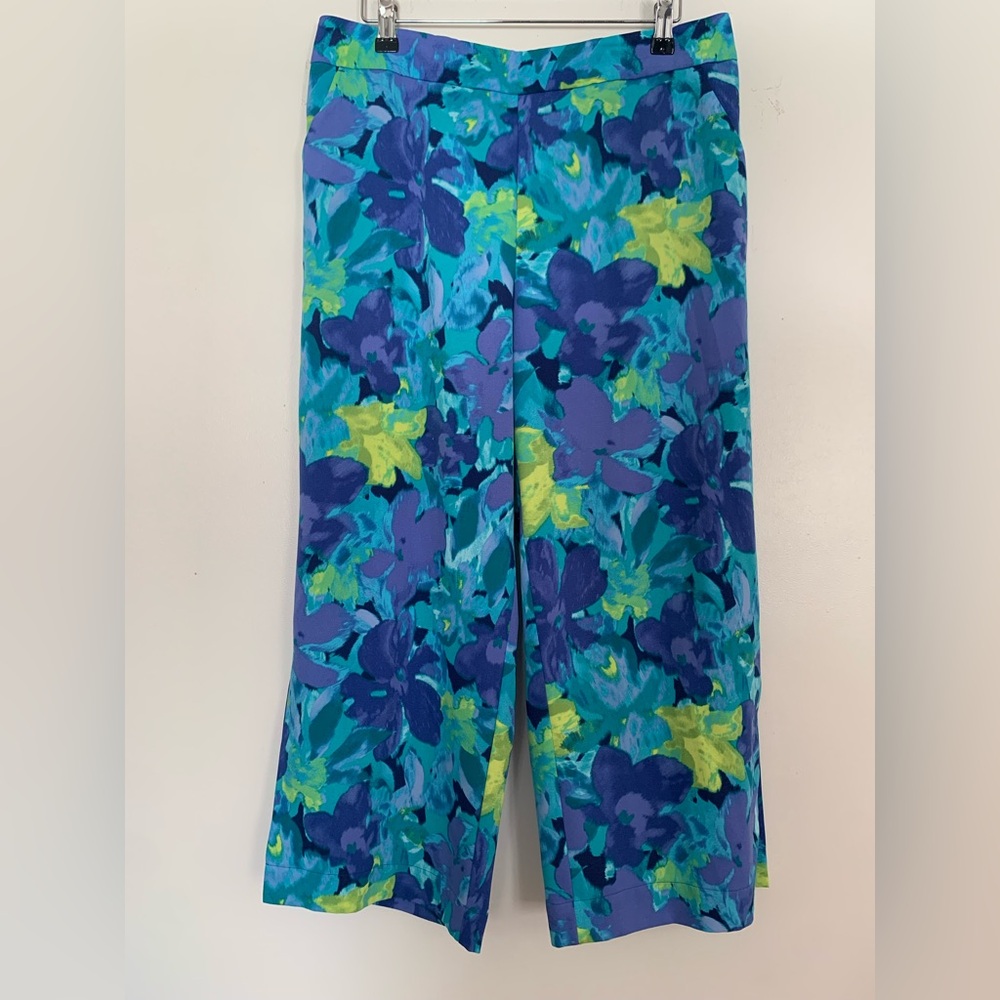 Isaac Mizrahi Live! Blue and Green Floral Pants Medium petite